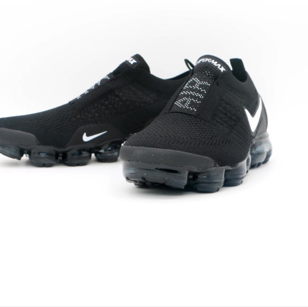 Nike Air Vapormax black Laceless Sneakers - Picture 13 of 16